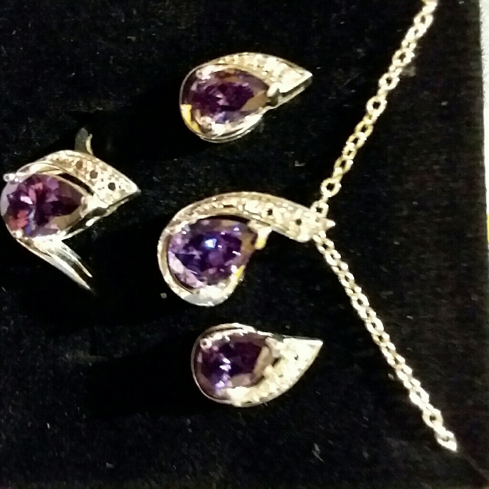 Fashion jewelry earring necklace and ring set